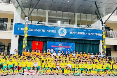 Hoạt động trải nghiệm thăm quan trường tiểu học Nguyễn Tất Thành của học sinh khối mẫu giáo 5-6 tuổi